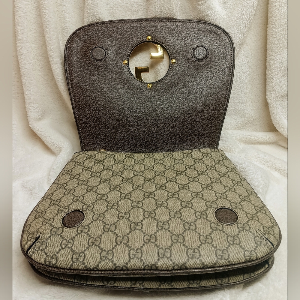 GUCCI BAG - Picture 5 of 9